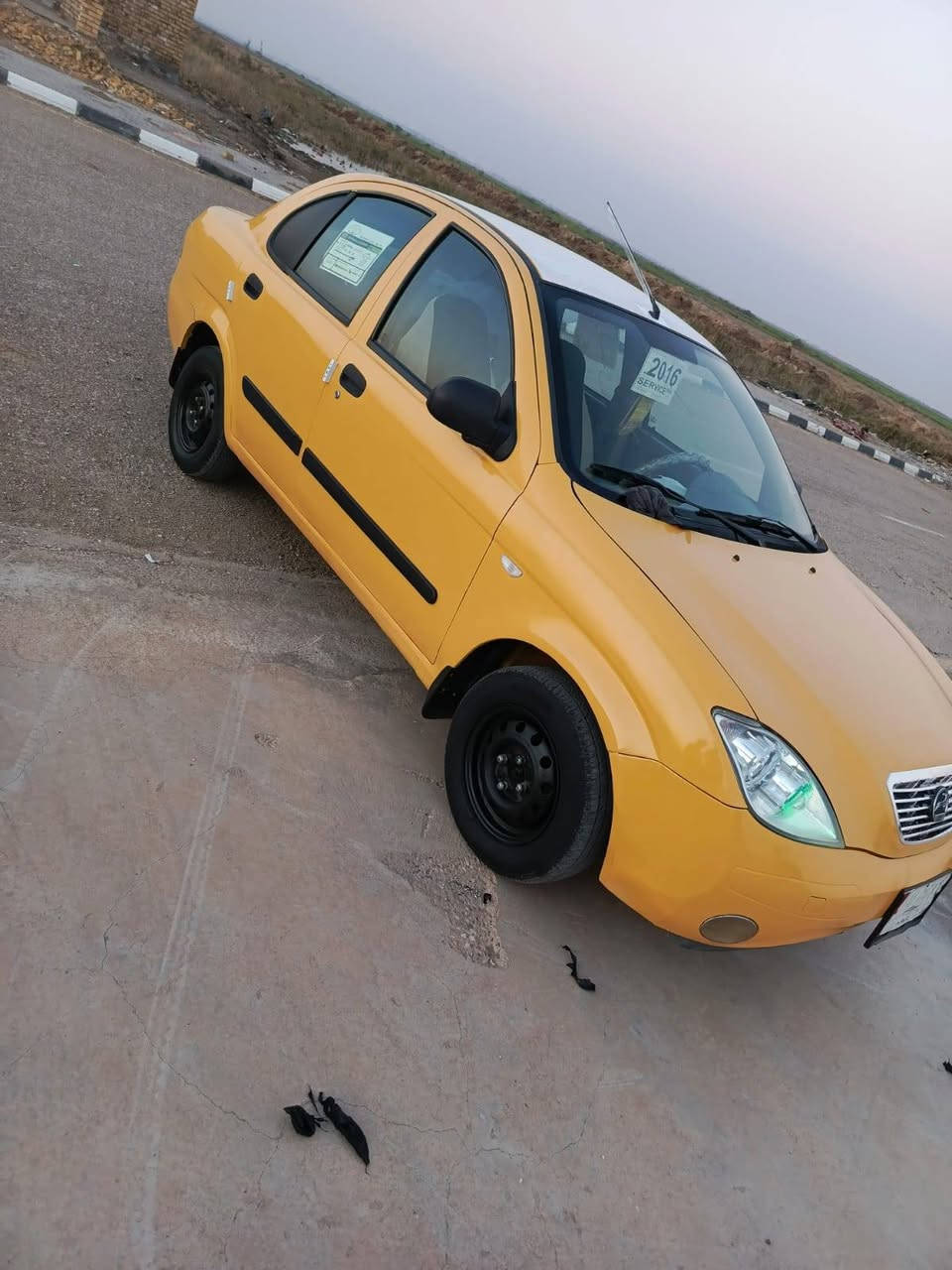 سلام عليكم طيبه البيع موديل 16  سياره مكفوله كير مكينه تخم تاير جديد حداديه جديده باتري جديد تبريد شغال مصفره هيئه وغرامات سنويه 28 تحويل ثاني سعر 43  مكان سياره كوت مركز المدينة رقم ***********
