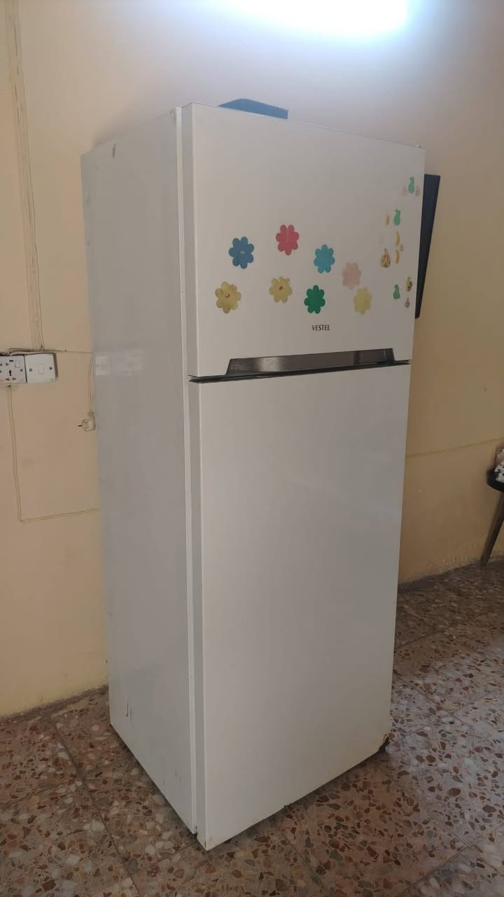 اغراض للبيع المكان خ تقاطع الكهرباء اسال وجوابك


**إذا كنت صاحب هذا الإعلان وتريد حذفه لأي سبب، رجاءا أرسل رسالة إلى الدعم الفني**