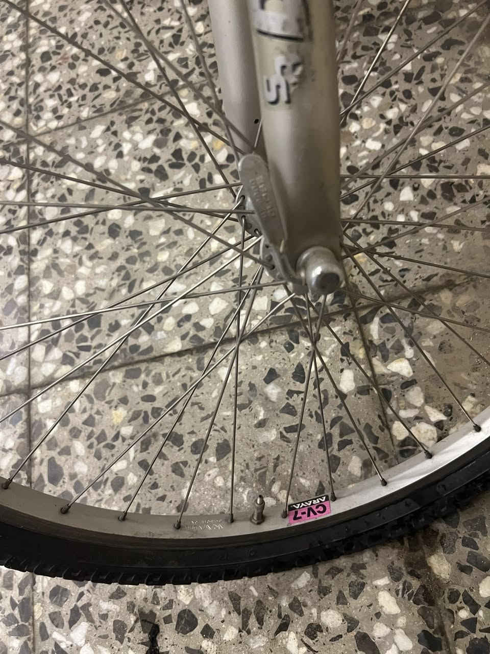 بايسكل جبلي ياباني نقص بَـßÃŠـسّ الكشن والبريك الورا ناقص بَـßÃŠـسّ السيم المكان بغداد حي الجهاد السعر 150 قفل الرقم ***********
