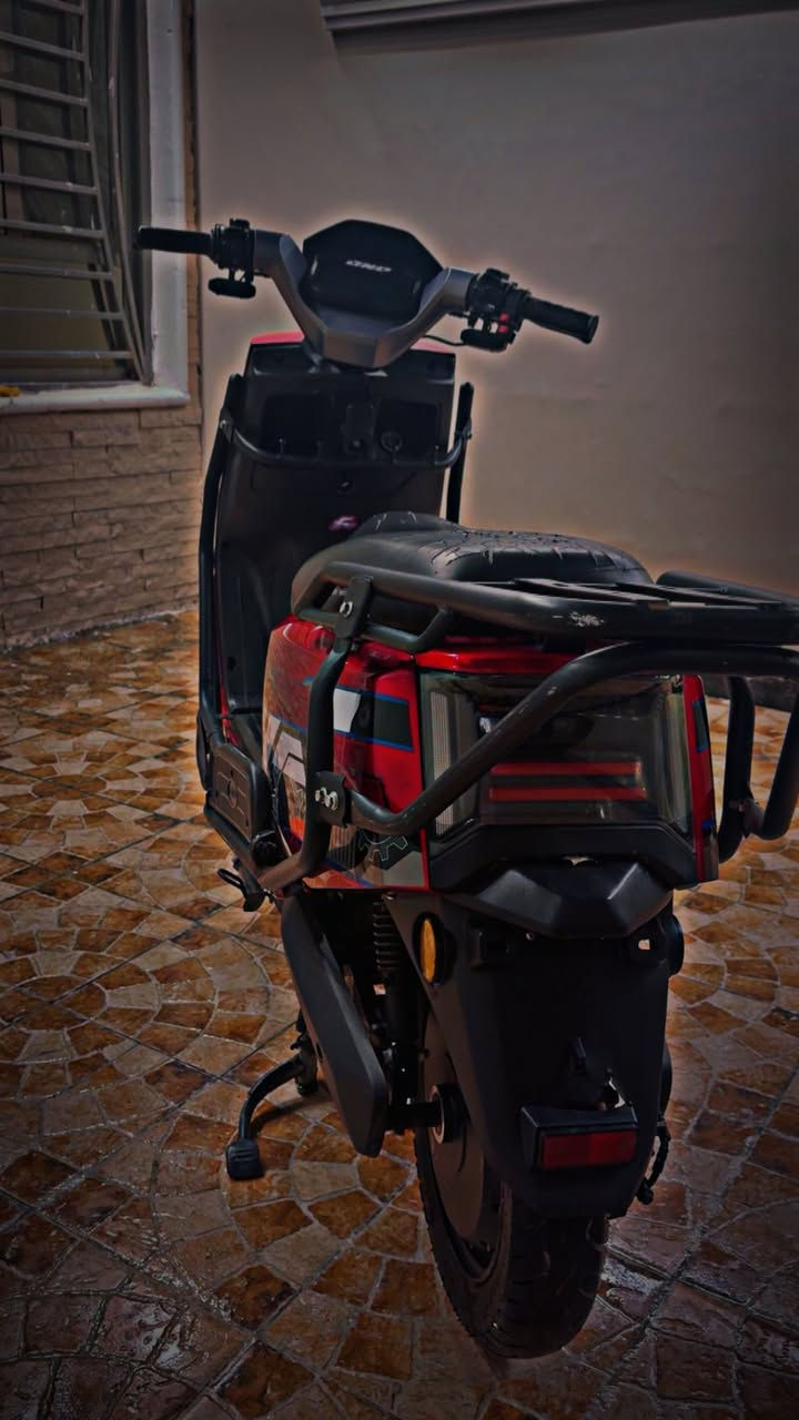 السلام عليكم دراجه شحن نوع his 6باتري سرعته 80حقيقي ملف m2500 الدراجه خير من الله  مكاني بغداد البنوك السعر 650 وبي مجال 
رقمي *********** واتساب
