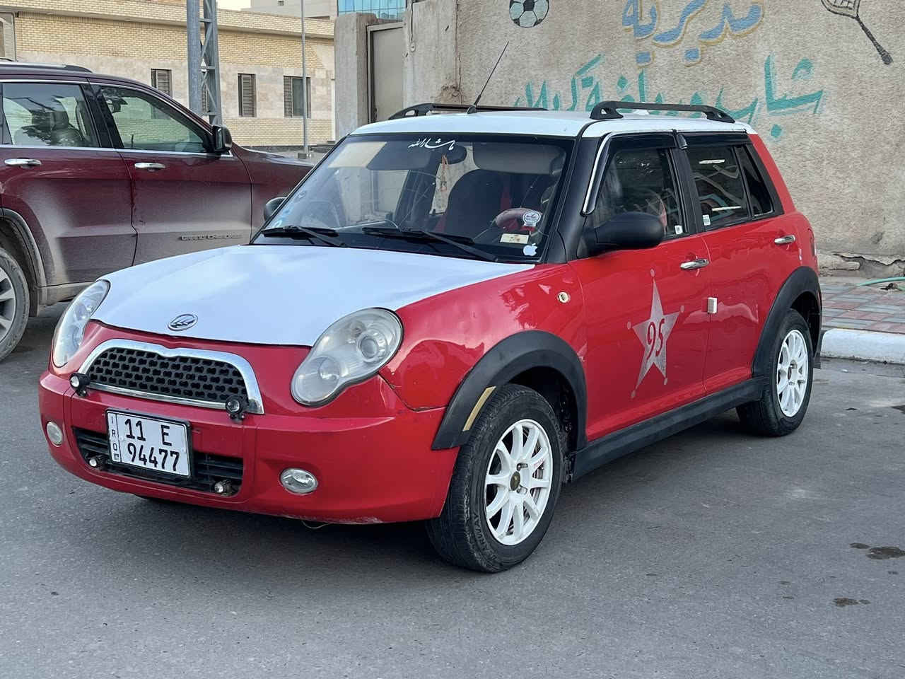 ليڤان 320 للبيع 
كفاله من صبغ تبديل وخياس بيها بارد شي قليل باب خلف السايق ورصعات صغار بجاملغ السايق 
گير مكينه تبريد كفاله حماوه ثابته نص 
رقم بغداد انگليزي مالكها موجود ويريد مداور 
سعرها 43 وبيها مجال بسيط 
*********** اتصال
*********** واتساب وبالخدمه❤️
