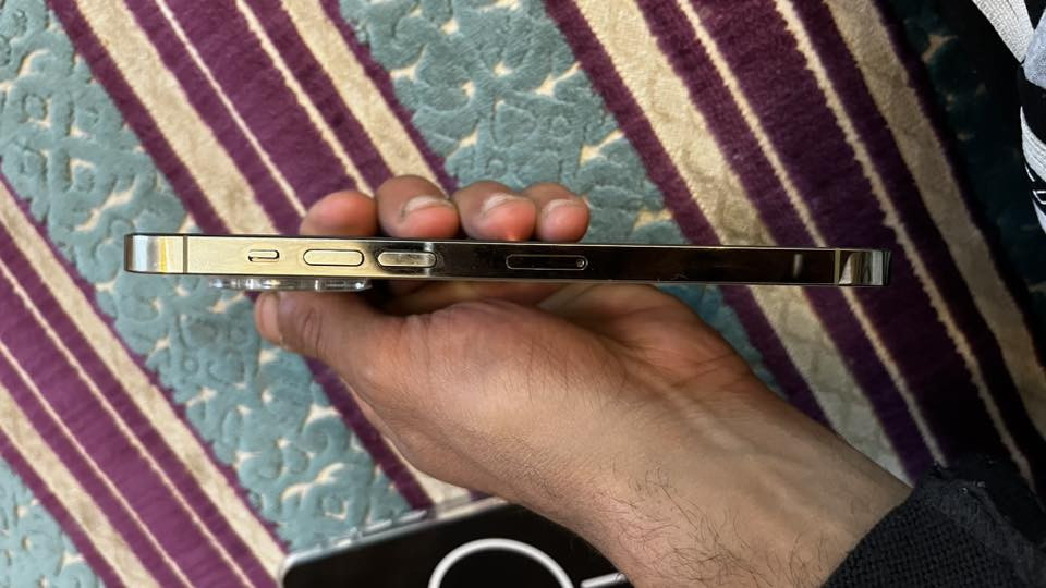 14برو ماكس ذ256مبدل بطاريه وشاشه أصليات الجهاز
نضافه 100/100 الجهاز ماستر مكاني بغدادجسر ديالى  ***********
