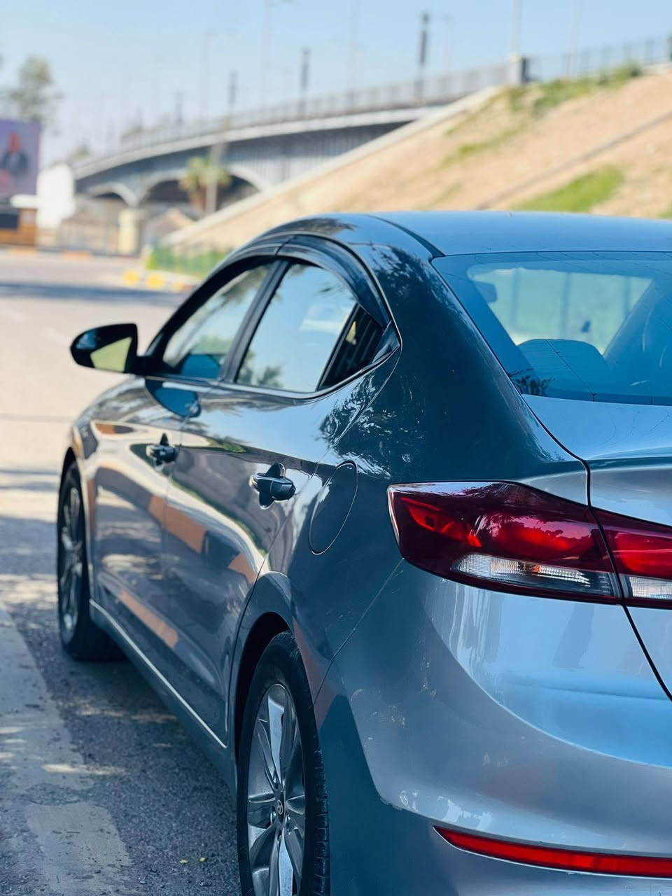 على بركة الله
ع فحص والسونار.. 
عندي هذه الالنترا للبيع مال جناي للأمانة
مكفولة بدون ضرر بدون صبغ بدون تبديل
كفالة ميكانيك
باسمنا تفتح عقد مباشر وتحول ان شاء الله
للاتصال ***********
او واتساب ***********
