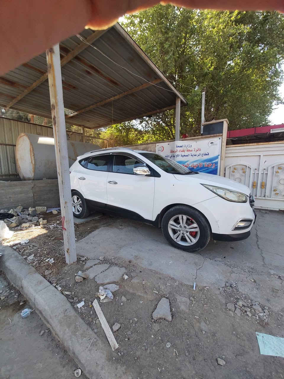 السلام عليكم  توسان للبيع رقم بغداد مشروع وطني ابسمي  مديل   13    خليجي بغداد مدينه الصدر   السعر  135   🤣 ***********
