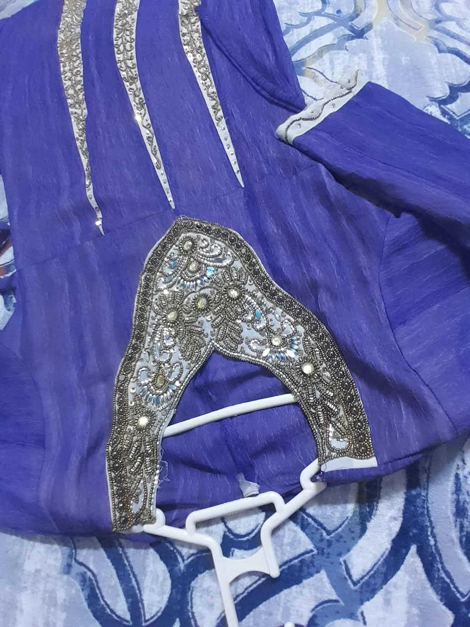 كل عام وانتو بخير بنات
ملابس مال عيد حلوات بنات ونضيفات القياسات xl


**إذا كنت صاحب هذا الإعلان وتريد حذفه لأي سبب، رجاءا أرسل رسالة إلى الدعم الفني**