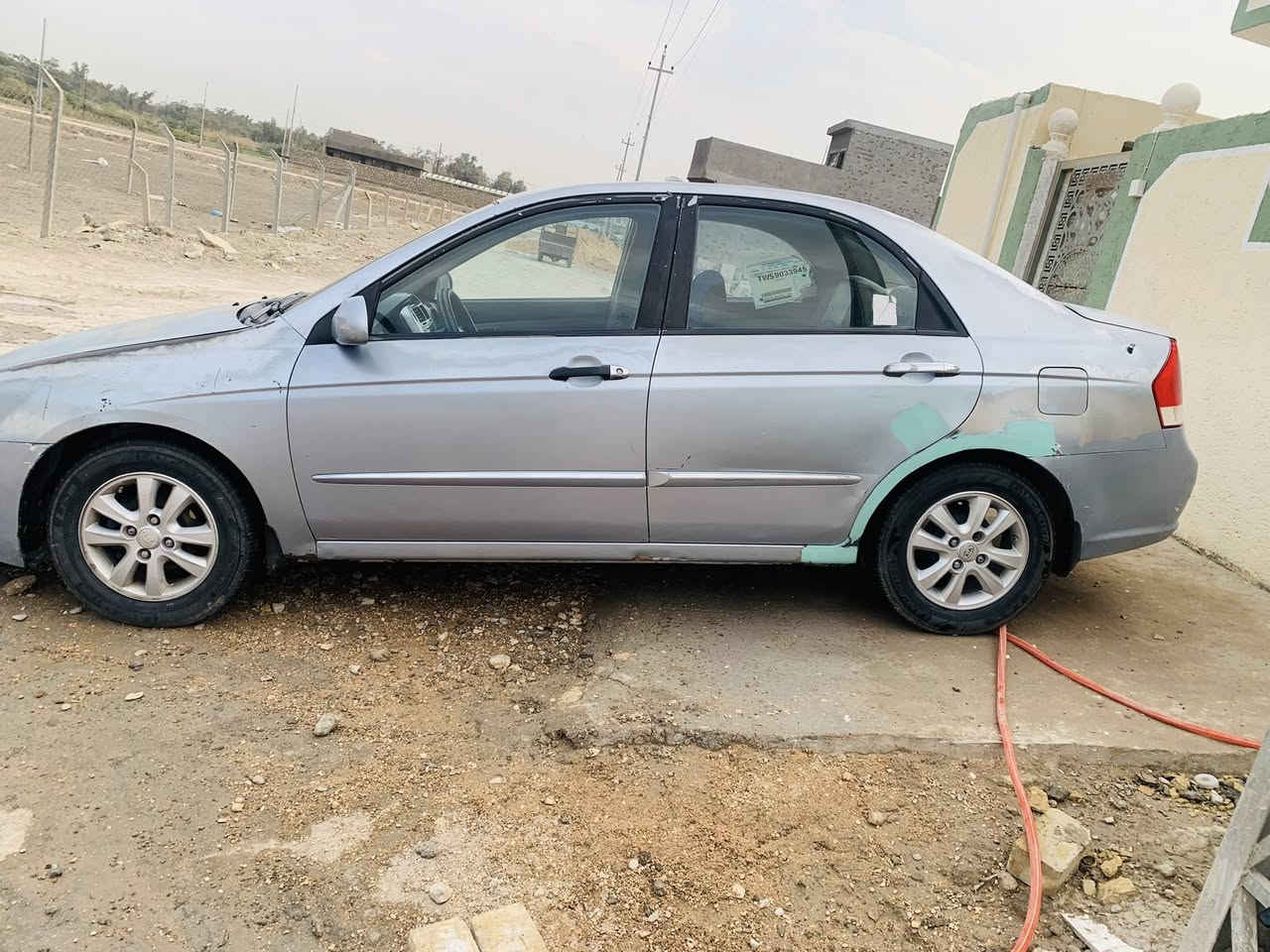 يالله من رخصة الادمن سيارة كيا سيراتو موديل 2007 رقم بغداد الماني سنويه للا ٢٧ السياره كفالة عامه من ضربه وتبديل فقط جارده يحتاجله فقط صبغ بدون سمكره بدون فتح ولا تبديل ع وضع الشركه دواخله خير من الله جديده السياره كير ومكينه خير من الله فقط بيه هبه من تفتح القبق بدون صوت ناعمه مكينته حداديه وتخم تاير وكهربائيات كله جاهزه مناقصه اي شي مكان السياره بابل المحاويل 
السياره معروضه ٦٨ $ وبيه مجال 
مكلف فقط الاتصال على هذا ***********
