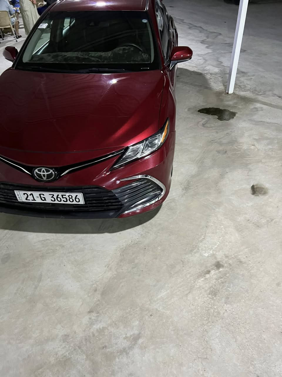 سلام عليكم كامري موديل 2022 ضرر قطعتين جنطه مبدله بلادي او باب السكن كلير بمريكه بدون دواخل سياره جديده السعر 195. بيها مجال ***********
