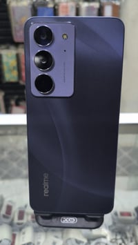 ريلمي سي ٧٥ اكس • ٢٥٦ • نظيف