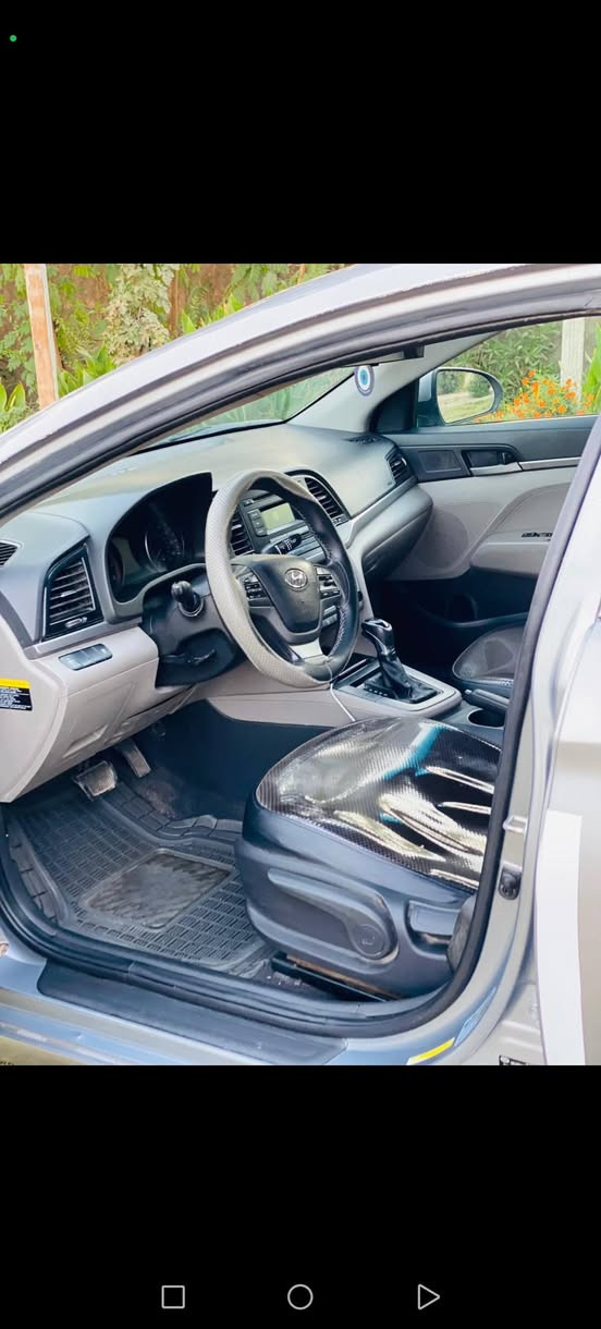 مساء الخير النتره ١٧ أمريكي بيها صبغ عام أثر جراد بيها طخات بصيطه بدون حادث ليبل واحد مكينه جديده كير حداديه خير من الله تبريد ثلج جاهزه السياره كبل للشارع
السعر ١٠٠ وبيها مجال حك الجيه بيع مستعجل رقمها اسليمانيه الجديد راعيها صاحبي ابغداد. بلكاضميه ويريد لو امداور لو وكاله رقمي *********** بي واتساب
