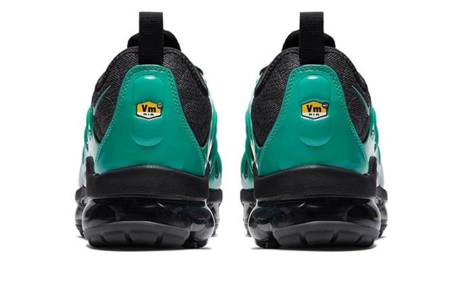 حذاء لگطه متلگه منه بالعراق كله 

Nike Air VaporMax Plus Black Green
متوفر مستعمل فتره بسيطه وكاله اصلي 
سعره 250 الف وبي مجال 
للتواصل راسلني خاص ونتفاهم


**إذا كنت صاحب هذا الإعلان وتريد حذفه لأي سبب، رجاءا أرسل رسالة إلى الدعم الفني**