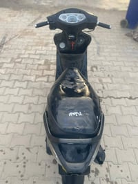 دراجه للبيع دراجه نضيفه وحلوا لدراجه ما مفتوحه اوراق كامله  صالنصا ريا...