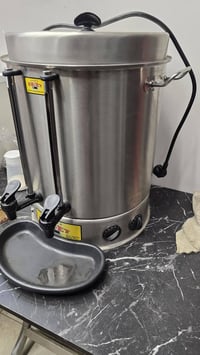 اخوان للبيع 150 بغداد  07829774473