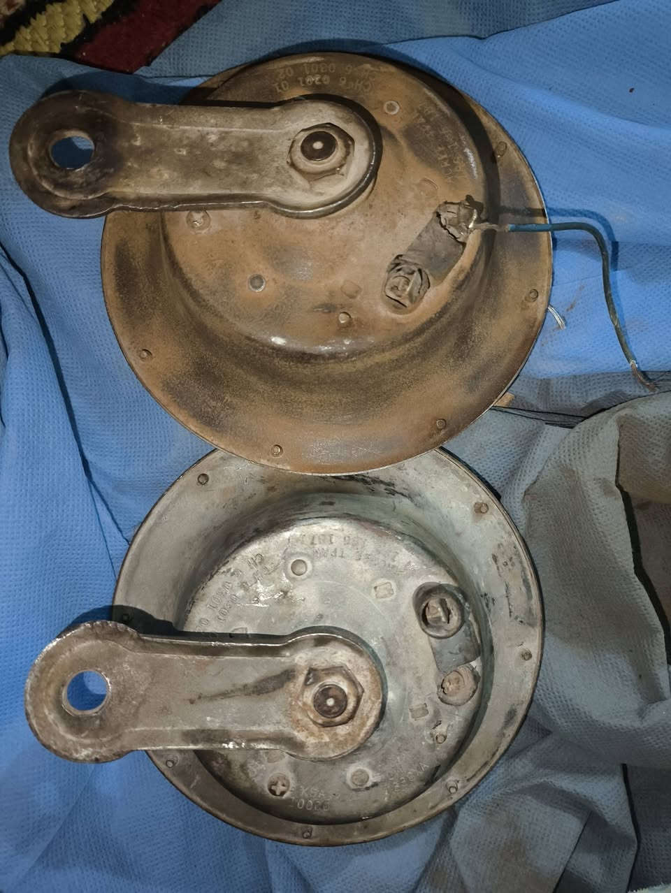 السلام عليكم 
هورنات بوش الماني اصلي واحد بيهن ما يشتغل قيم بل يرضي الله او اخذهن متواجد خاص او واتساب  ***********مكاني نجف
