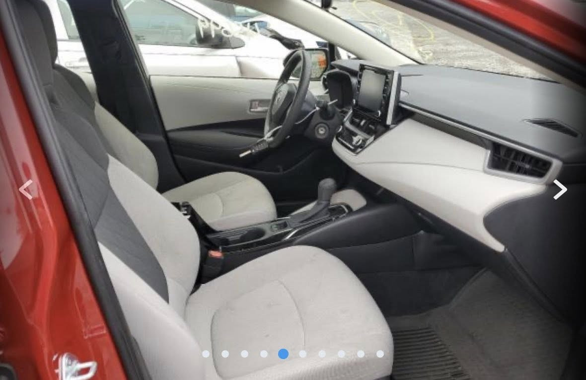 للبيع كورلا موديل 2021 وارد ياباني شكل امريكي
مواصفات سيارة LE معروفة 
مثبت سرعة 
خروج عن مسار 
مانع تصادم 
رادار 
مانع انزلاق 
هاند بريك بصمة 
نضام ايكو 
شاشة لمس تدعم ابل كار بلي 
كامرة خلفية
مكينة 1800 المرغوبة بانزين عادي
ماشية 61 ميل 
سيارة كاملة وجاهزة مال جناي 
حادث سيارة موضح بالصور 3 قطع جاملغين وباب مرشوشة صفحة سايق  
كير مكينة تبريد شاصي لغد مكفولات شرط الفحص بجم مابي ضرر 

مكاني بغداد الصالحية 
***********
