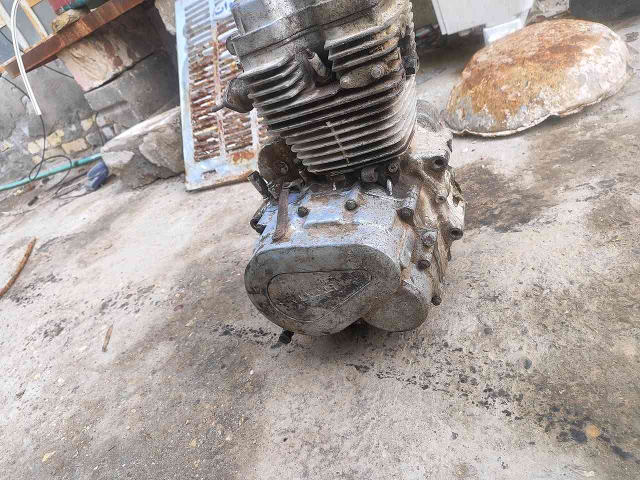 السلام عليكم محرك ستوته شغال السعر 60 بي مجال قليل ***********
