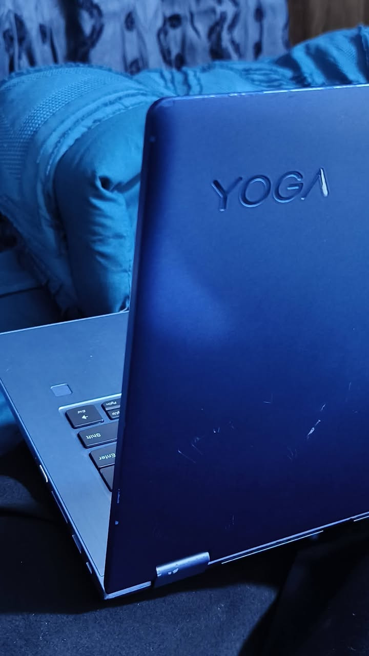 السلام عليكم لابتوب لينوفو للبيع lenovo yoga 530
المعالج core i5 8250u
الرام 4gb ddr4
مساحه التخزين 250 gb m.2
كارت الشاشة UHD 620 2GB
الشاشة 1366*768 60hz
البطارية 45wh تشغل 5 ساعات اذا 100
اللابتوب يجي قلاب و شاشة لمس و سرعه استجابه خيالية و وياه القلم مالته الاصلي يفيد للتصفح و للالعاب الخفيفة و للدراسة و للعمل المكتبي و حجمه صغير و مناسب و سلم مو كبير و وياه شاحنته الاصلية و منصب عليه وندوز 11 بيه وايفاي و بلوتوث و بيه منفذين يو اس بي و واحد تايب سي و واحد اجدي ام اي و منفذ سماعه و منفذ اس دي و بيه بصمه ع الكيبورد مثل التلفون و بيه كامرة 720 اللابتوب بيه فطر من الجانب ما يأثر على الشاشة من اي ناحية او على اي شي ثاني اللابتوب شغال مابيه اي خلل او اشكال لابتوب كلش يفيدني بس معوز فلوسه و دابيعه و البطارية مابيه اي اشكال شغاله
السعر: 230 مع العلم سعره يسوه هواي اكثر بس معوز فلوسه و الله لا يعوزكم 
مكاني بغداد الاعلام للتواصل واتساب و ماسنجز ***********
