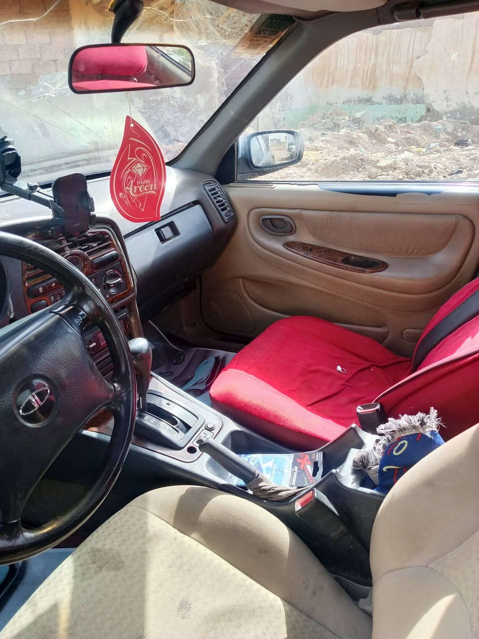 سلام عليكم برنس فراشة 1996للبيع سيارة حلوة اوتماتيك محرك مسكر تبريد شغال كهربائيات كاملة رقم دولي تحويل مباشر بطاين جدد مصبوغة جمالية رقمي اتصل تدلل ***********
