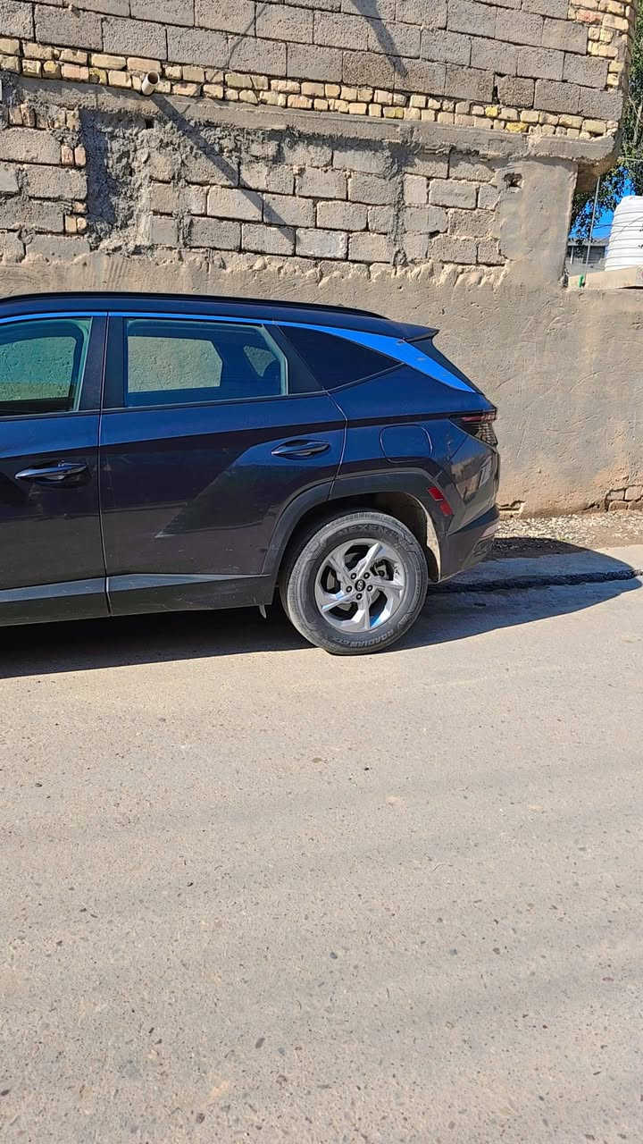 السلام عليكم توسان للبيع موديل ٢٢رقم بغداد ماشية ٨٠الف ضرر بل منشور سعر ١٦٨ورقة للستفسار ***********
