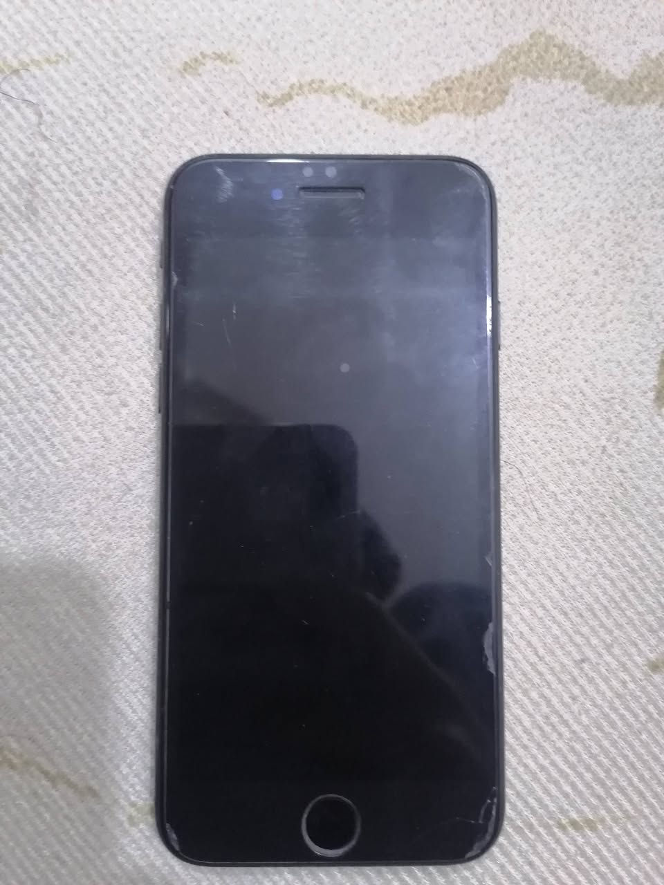 سلام عليكم جهاز ايفون 7 نضيف امبدل شاشه اصليه بطاريه 99 ابلاديه السعر 125 وبي مجال ناصريه الإسكان الصناعي رقمي ***********
