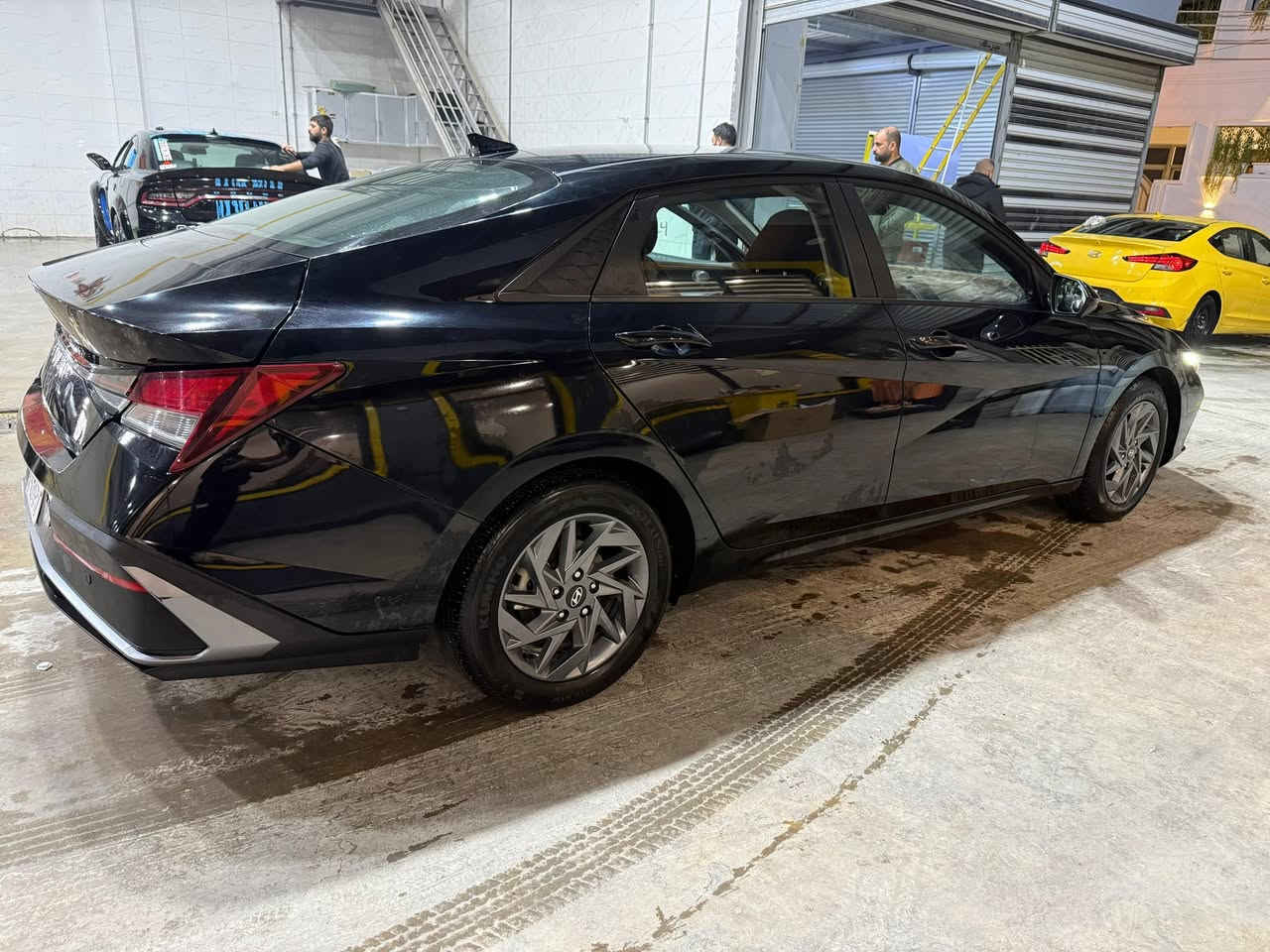 السلام عليكم ..
النترا 2024 بانزين فقط

رقم بغداد انكليزي

سياره بأسمي 

حادث قبق جنطه مصلح نفسه بدون ايرباك 

تبديل دعاميه اصليه فقط بدون صبغ

صور الحادث بالمنشور

مواصفات نص فول

رادارات

بصمه تشغيل

بصمه ترحيب

صندوق ذكي

قياده ذاتيه

كروز سرعه

نقاط عمياء

شاشه ديجتال متصله

مكان السياره بغداد / الدوره

السعر / 162 ورقه وبيها مجال

***********
