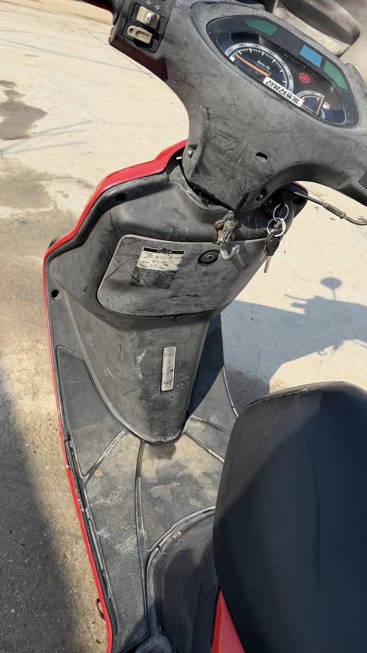 دراجه فراشه للبيع  حاويه منزله على ايدي مكينه ناعمه مكفوله شاصي مكفول كهربائيات كله شغاله السعر 550 (***********)مكاني كربلاء
