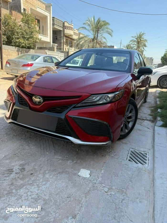 تويوتا كامري XSE موديل 2021
المواصفات الأساسية:

 (اربعه سلندر بانزين )الموديل: 2021

الفئة: XSE (فول مواصفات – خط الشارع)

السيارة ببصمة + تشغيل ذكي

شاشة كبيرة + نظام تبريد ولمس

شحن لاسلكي

مقاعد كهربائية مع تدفئة (هيتر)

نظام رادار كامل أمامي وخلفي وجانبي

Auto Hold + فرامل بصمة

3 وضعيات قيادة (Eco – Normal – Sport)

سقف بانوراما

توكمه (جناح خلفي) أسود بلادي

مرايا سوداء مع إشارات جانبية

إنارة أمامية Xenon + LED

إنارة خلفية (Backlight LED)

ديكور داخلي فاخر

الحالة:

فقط جاملغ بارد 

بدون أرباكات

السيارة نظيفة جداً، شبه جديدة

ماشية فقط 61 الف كيلو 
(العنوان بغداد السيدية )
السعر (٢١٥) وبيها مجال 

رقم اربيل سنوية وهزة جديدة

رقم الهاتف: ***********
