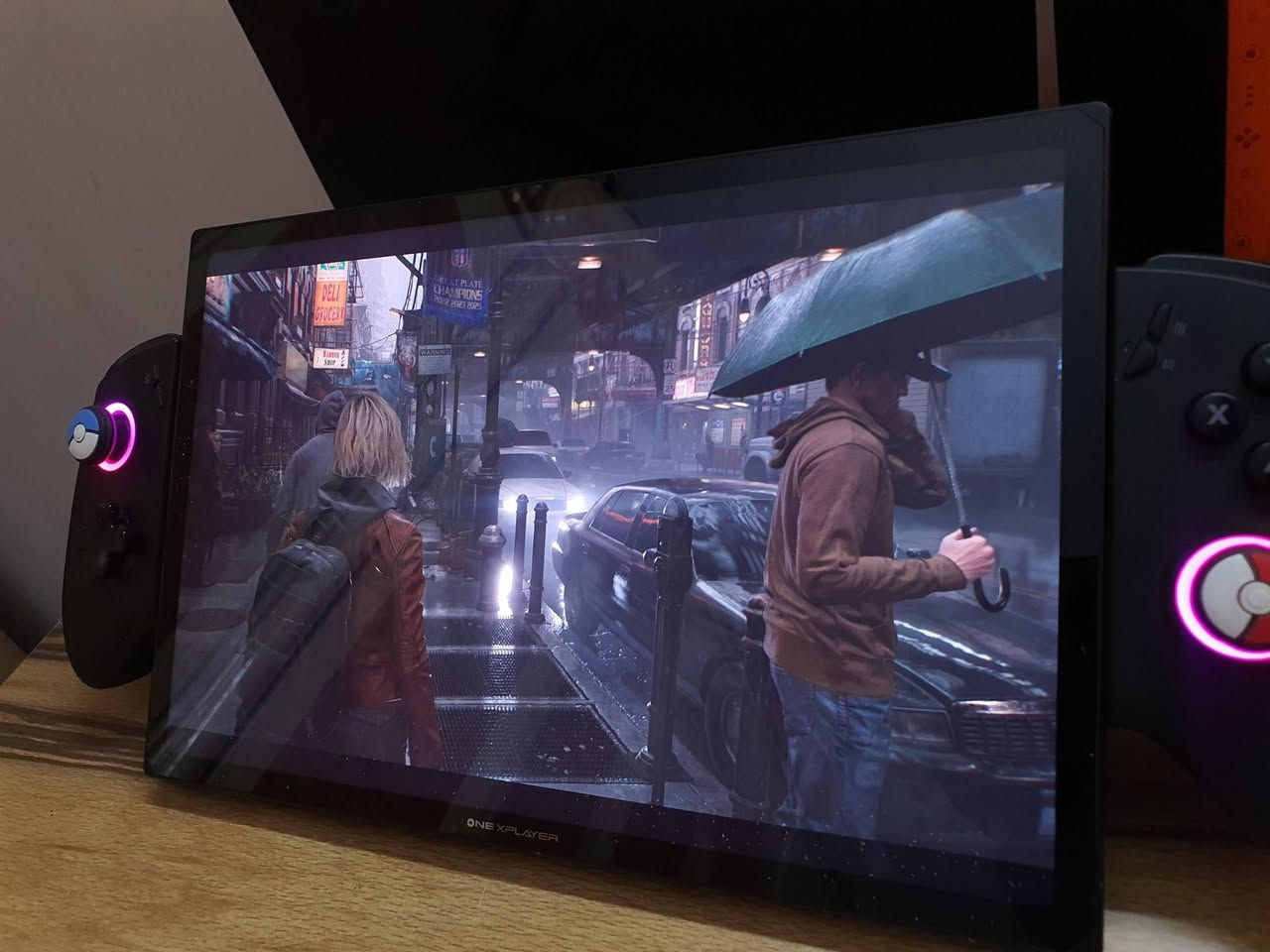 السلام عليكم 
عملاق اجهزه الكمينك المحموله الOnexplayer X1 pro 
الجهاز مع الكراتين مالته كامل مكمل بدون نقص 
نضافه عاليه بدون مشاكل
ياتي بالعتاد الخارق؛ 

شاشه هيه الاكبر حجم مقارنه مع كافه اجهزه ال  هاند هلد خارقه بدقه ال 2k+ معدل تحديث 144 الوان 100%SRGB 

معالج RYZEN 7-8845-/ 5.2GHZ BOOSTED 
اداء افضل بردوه اكبر استقرار اكثر 

رامات سعه 32GB ممتازه 
هارد 1TB سعه عملاقه 

بطاريه هيه الاكبر سعه و الاكثر استمرايه

اكثر بروده بالاستخدامات المكثفه الطويله المدى 

ملحقاته الكيبورد الدفتري القابل للفصل مع الجوستكات القابله للفصل  و كفر جلد 

تم تثبيت نضام لينكس ممتاز و جاهز و في داخله حساب بي موسوعه من الالعاب الجاهزه مثل
RESADINT EVIL 9 / PRAMGANTA 
وغيرهم 

السعر المطلوب مليون و ١٢٥ الف فقط 
علما سعر الجديد من موقع الشركه الرسمي هوه تقريبا
 مليون و ٧٥٠ الف دينار 

العنوان بغداد الشرطه الخامسه قرب البياع ويوجد توصيل ايضا 
للتواصل***********

