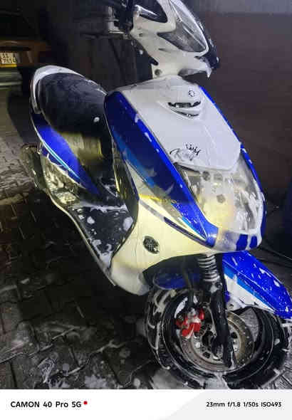 سلام عليكم دراجه سكنس نثيه كوري 140 الدراجه  كلجات رياضي صالنصه بلاديه 450وببه مجال المكان بغداد شارع حيفا الرقم ***********
