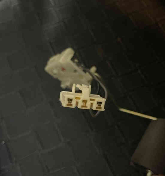 طوافة بانزين إلنترا (تفصيخ) بحالة الوكالة 
علماً لانتعامل بغير القطع الأصلية 

موديلات: 2011–2016
امريكي 
السعر: 25,000

للإستفسار على الخاص أو ***********
