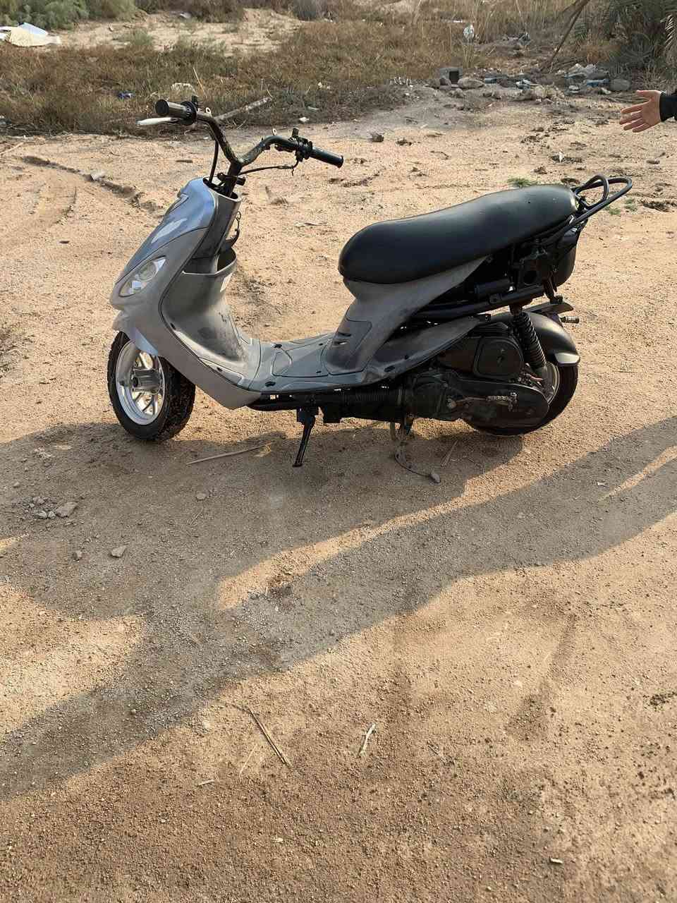 دراجه للبيع مفتوحه مره وحده السعر550وبيه مجال***********
