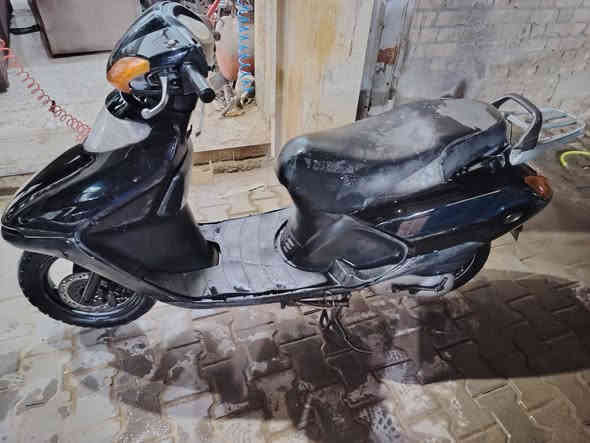 سبيسي صيني للبيع كله شغال سلف هندر كهربياته سعر ٤٠٠ وبيه مجال
دراجه نقوصاته كتف اشاير وجنطه متقفل
مكاني واسط قضاء الحي
***********
