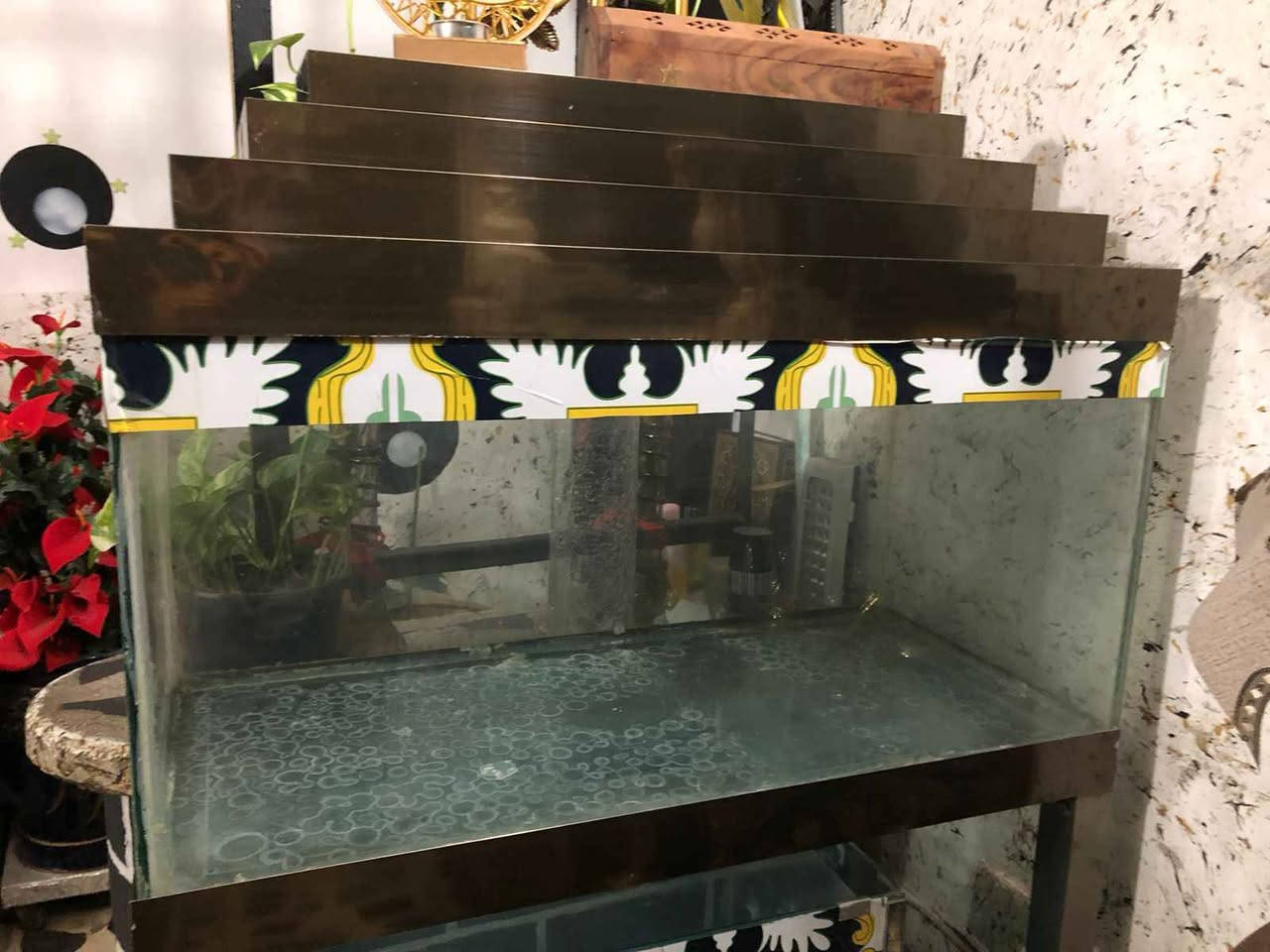 حوض اسماك عدد 2 كبير وصغير مع دولاب ألمنيوم بسعر 125 الف وبي مجال بغداد, العراق


**إذا كنت صاحب هذا الإعلان وتريد حذفه لأي سبب، رجاءا أرسل رسالة إلى الدعم الفني**