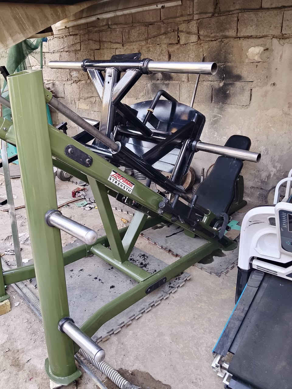 جهاز دفع ماكنه لا فتنس البيع تصال على رقم او مراسله واتساب ***********
