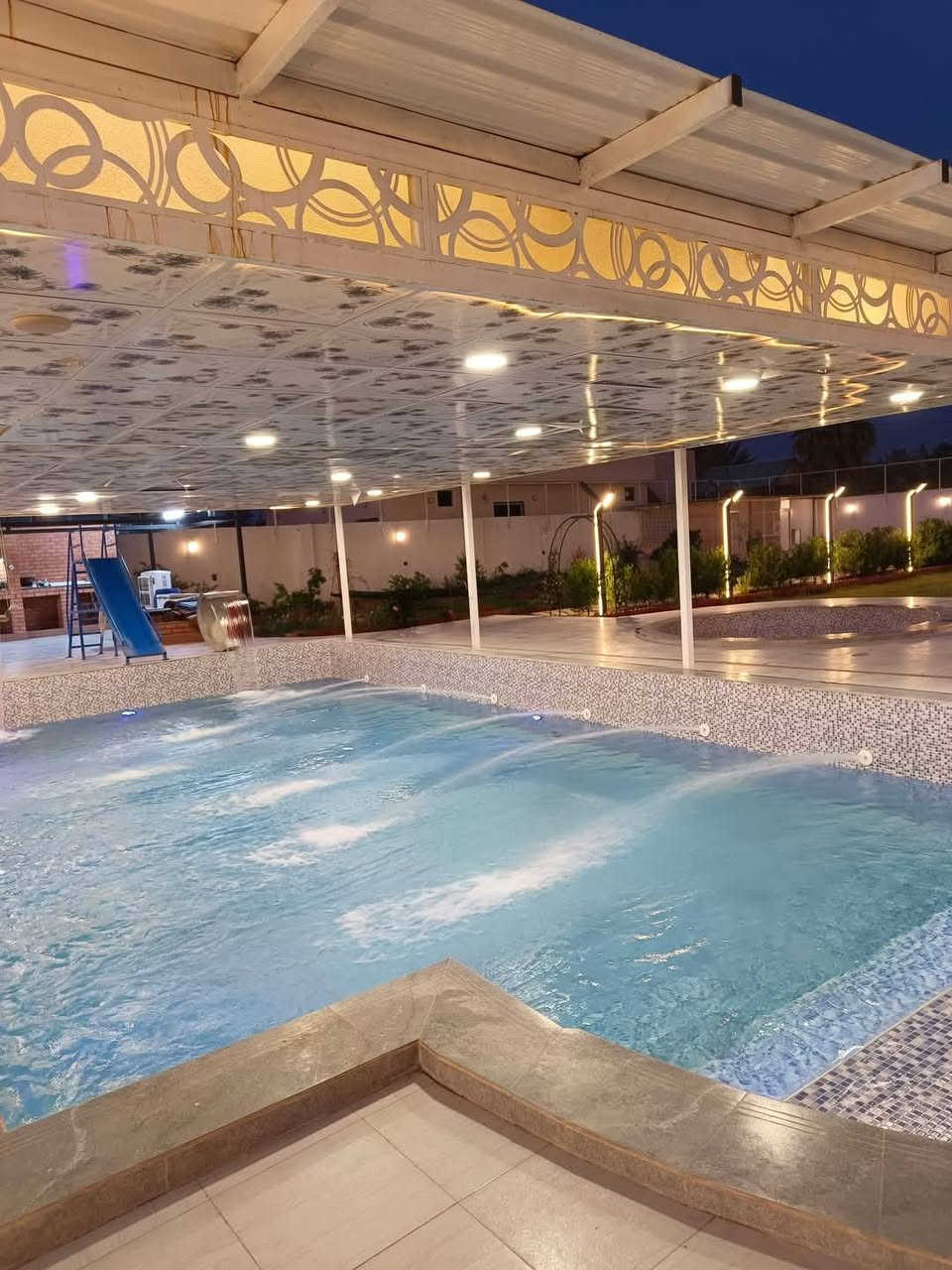 مزرعة vip في  بلد علمآ المزرعة موثوقه مع تطبيق اجرلي
و تعلن🌳🏝مزرعتنا🏝  عن فتح الحجوزات 
للإيجار اليومي او الشفتات #مبيت‎

*********** 

*🏕تفاصيل
■غرفتين نوم وصاله 
■مطبخ داخلي وخارجي
■ مجمع صحيات🚿 داخلي 2 وخارجي 1
■نت 4g
■ تحتوى على 5 حدائق 
■العاب بليارد و فيشه ومنضده والعاب اطفال‎ 
■باربكيو كامل  مجهز للشوي
◾كهرباء على مدار 24 ساعة
____________________________
[ الاوقات ]
(١)-اليوم الكامل من ال١٠ صباحا لل٨ صباحا ثاني يوم
(٢)الشفت الصباحي من ال١٠ صباحا لل٦ مسائا
(٣)الشفت المسائي من ال٨ مسائا لل٨ صباحا ثاني يوم
 🔴للحجز والاستفسار يرجى الاتصال او واتس اب
على الرقم التالي ***********
