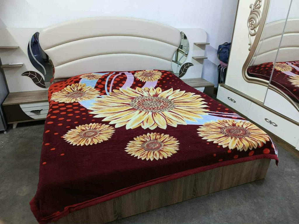 معرض سالم نجار لبيع وشراء  الاغراض المنزليه المستعمل والجديد كافه غرف نوم كناتير كاونترات  ديوان قنفات عنوان حي النصر سايدين مركز العروبه قرب ماركت مكه وافران مكه
*********** وتس اب ماسنحر كركوك, العراق
