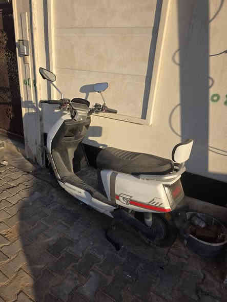 دراجة للبيع اخت الجديدة بس صارلي شهر تاركها لان التاير مشكوك وبسعر مناسب٧٠٠ وبي مجال بسيط الكاظمية قرب مجمع العبسلي***********
