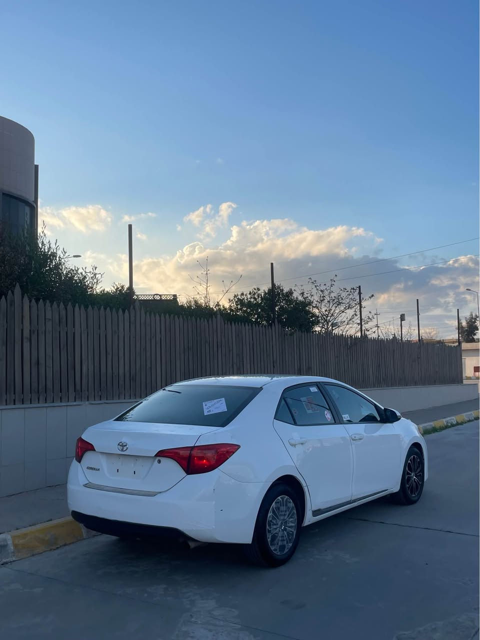 سلام عليك 
لبيع سياره كورلا2015 
اخوان سياره صبغ عام بس شرط (مامكلوب بدون ضربه بجم خلفي كبس )علمود تيزاب صبغ عام حته باب مامفتووح و بلادي شرط كيرو محرك صدر كهربائيات كلا شرط سياره نظيف شرط تحويل والغرامات والكص.
***********
*********** واتس اب فايبر

سلام علیک 
کرۆلا 2015 بۆفرۆشتن 
سەیارەکە بۆیاخ عامە بەڵام بەشەرت وەر نەگەراوە زەربەی نیە پێشوو پشتی کەپسە رەقەم شانسیەکەی دا ئەنێم خۆتان سەیری کەن بەشەرتی ئەوەی دەرگاکانی نەکرابێتەوەو بیلاد بێت گێرو مەکینە و کارەبەئیات هەموی بەشەرت سەیارەکە زۆر پاکە بەشەرتی تەحویل غرامەو براوە.
***********
***********
واتس اب فایبر. كركوك, العراق
