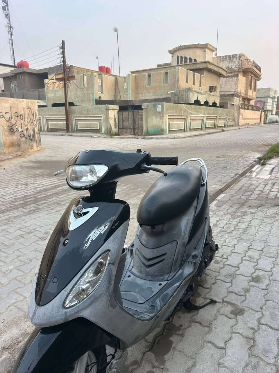 سلام عليكم
(دراجة ماكس منغولي ) 📍(2008)📍

الدراجة تخم تاير جديد 

كفالة الدراجة من الزلغ 

مكينة واكسن ختم واحد وي الكفرات شرط 

المكينة ما مفتوح بيه برغي شرط 

السعر على هذا الرقم ( ***********)
