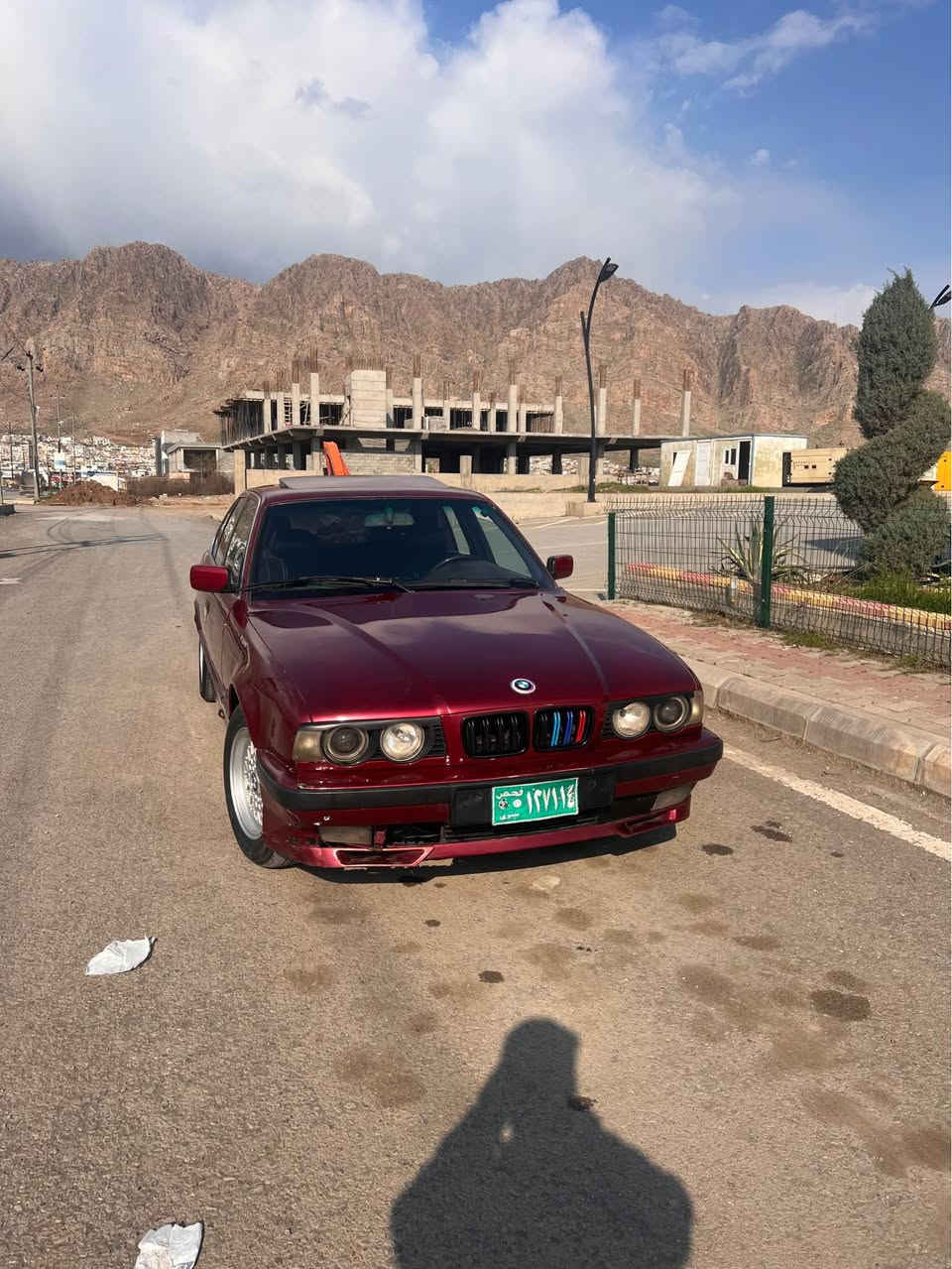 BMW525i تۆماکیک بێدەحموو لێدران حام بۆیاخە بۆجووانی لایت ئەڵقە پێشگەورە سڵاید دووجام کارەبا کووشن جڵد شوێن ڕانییە رەقەم مۆبایل *********** شمشمل, السليمانية
