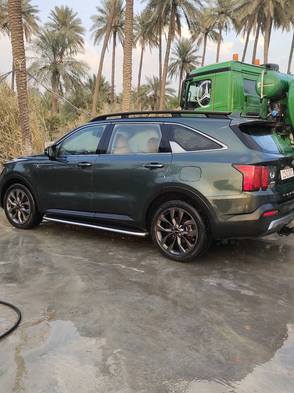 سورنتو 22 فول موصفات بنرامه تشغيل عن بعد بصمه فور ويل 5انضمه قياده فول وارد 
حادث بصيط بدون ضررر لا لغود لا شواصي 
لون زيتوني ماشيه  55فقط