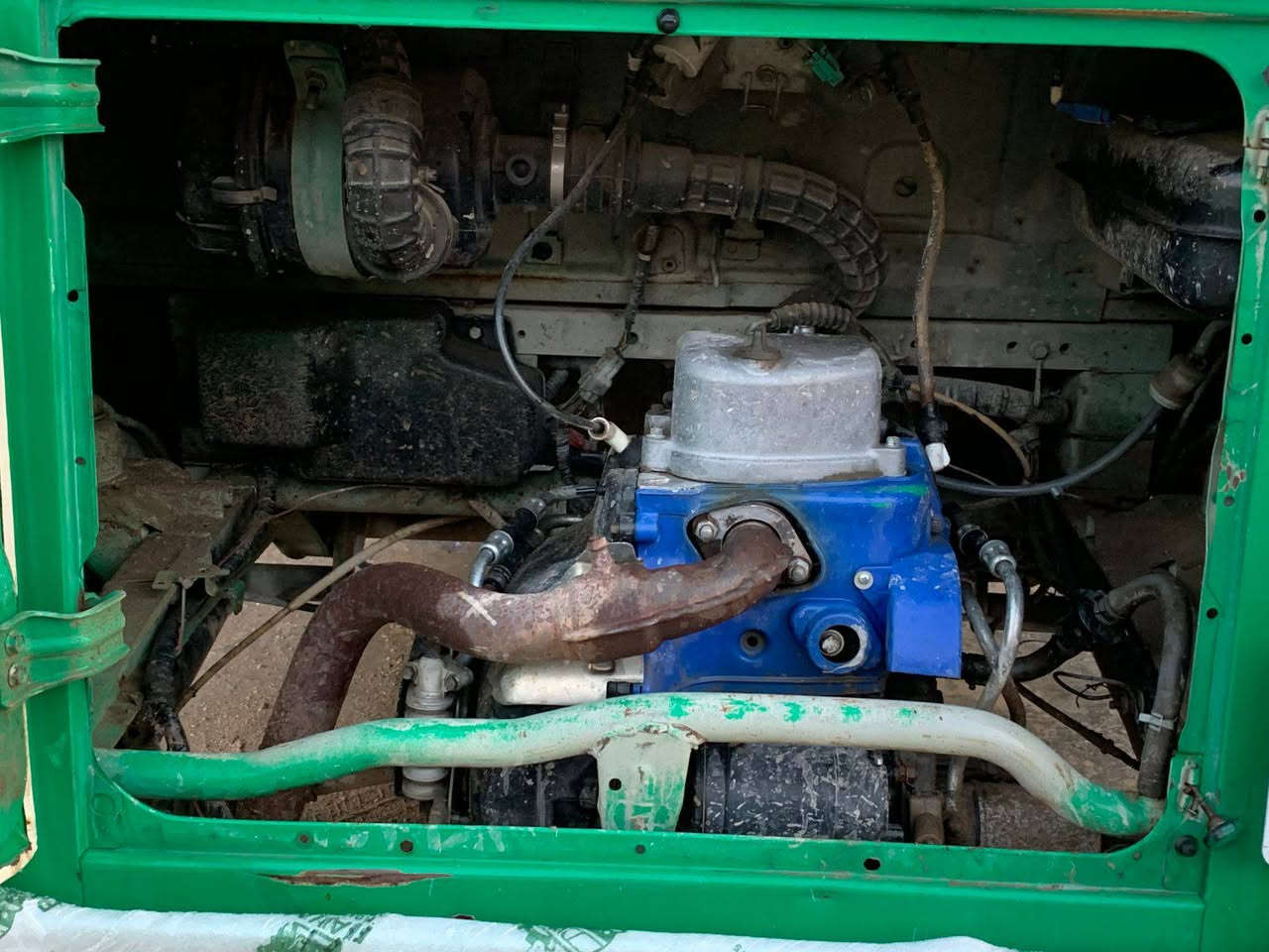 مساء الخير والعافيه تكتك مرقمه ثاني يوم تحويل الاتصال عل *********** السعر 7ونص وبيها مجال
