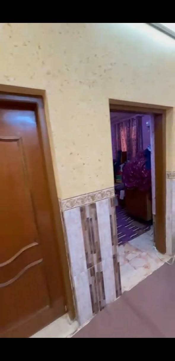 السلام عليكم دارين للبيع مع دونمين سند٢٥ خلف قائممقامية التاجي قرية عجيل السلطان للاستفسار الاتصال على الرقم 
*********** يوجد واتساب
