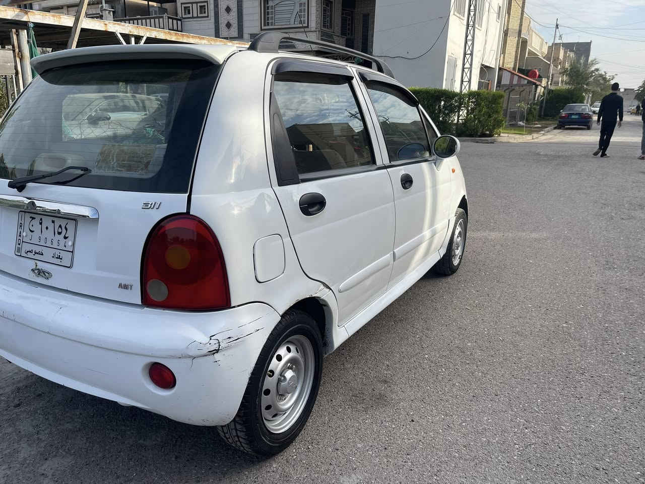 اسلام عليكم
كيو كيو 2011مبيهة صبغ 

كير مكينة صدر جدد 

بيهة بس درايم شفت وبوربرن 

ولباقي كلة جاهز تبريد ثلج 

السعد.    32وبيهة مجال كلش بسيط 

المكان البياع 

رقم الهاتف ***********
