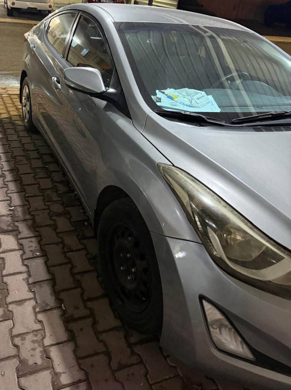 إلنترا 2015  محرك 1600 حادثها باب سايق فقط مصبوغ بنيد وباب فقط للبيع سعرها  75 تحويل مباشر بنفس اليوم رقم بغداد سنوية ب اسمي للاستفسار اتصال فقط ***********
