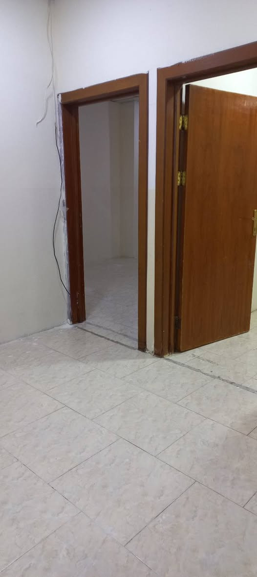 شقة للايجار الطابق٢  دهوك قريب ساحة برا  ***********
