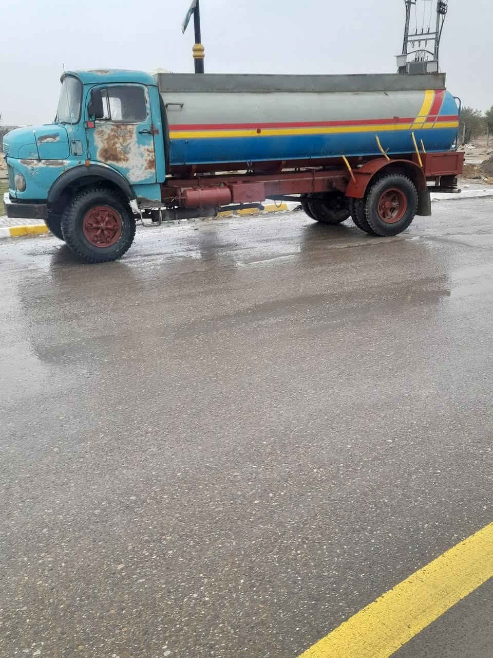 سلام عليكم البيع ابو ردين موديل 75 رقم بغداد نكليزي بل سنويه تنكر تحويل ثاني يوم ***********/ ***********
