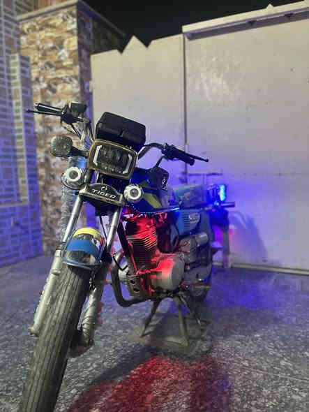 موطور ايراني للبيع موديل2024 نضيف 80‎%‎مكاتبه الموطور موجوده السعر خاص الرقم موبايل ***********
