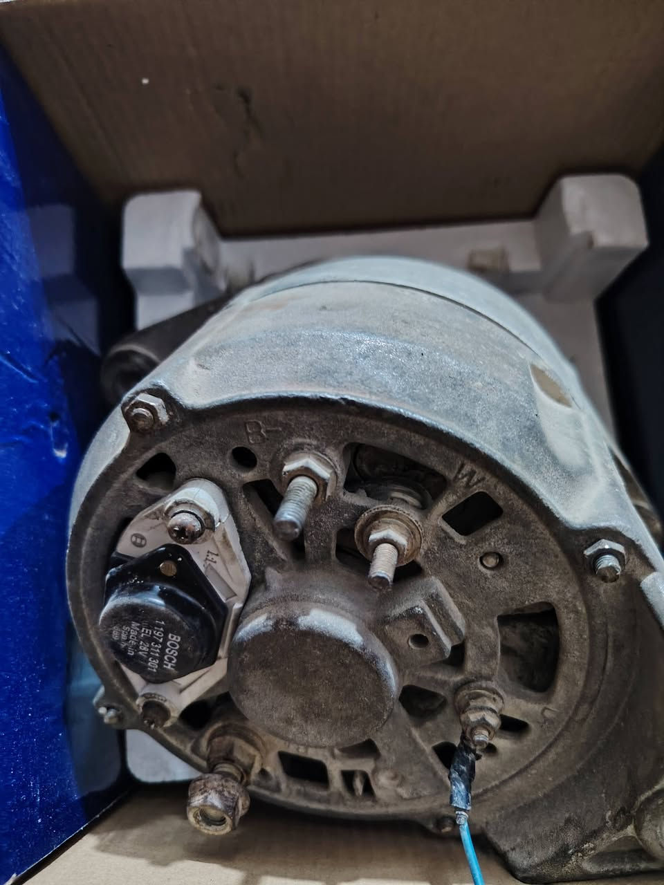 سلام عليكم دينمو شفل قطعتين للبيع
***********
