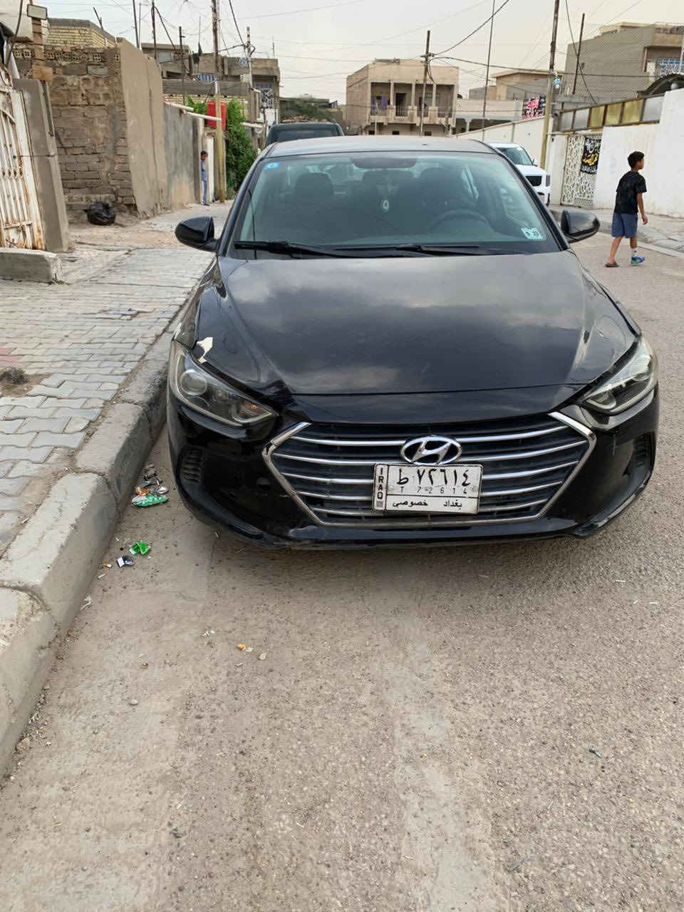 سلام عليكم شباب النترا 2018 أمريكي سنونار موجود بالصور ماشيه 100 الف السيارة مال بيت كما موضح بصورة اجي اشوفها شوفت عينك سعرها 115 وبيها مجال مكان السيارة بغداد ***********
