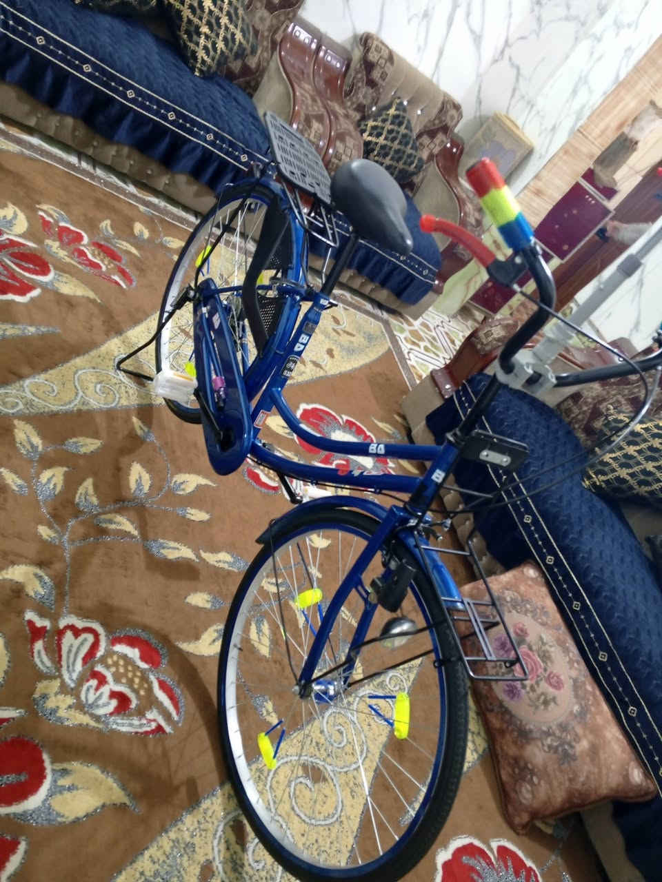 السلام عليكم بيسكل للبيع مكان بلعماره رقمي ***********
تواصل خاص او مراوس بدراجة
